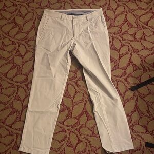 Vineyard Vines Men's on the go performance pants